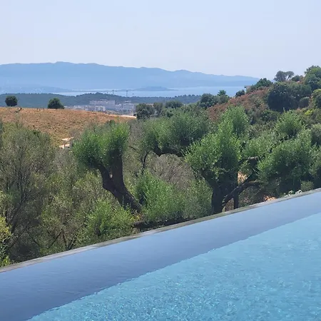 De Aux Portes D'ajaccio فيلة Alata