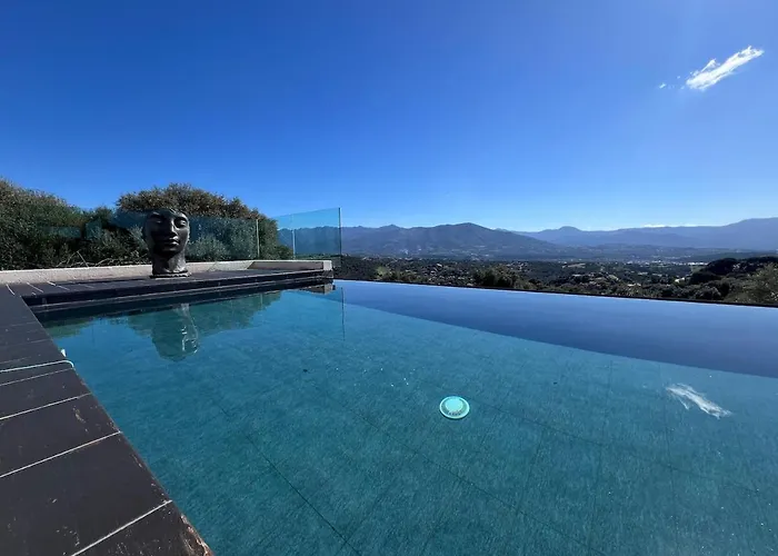 De Aux Portes D'ajaccio * Alata