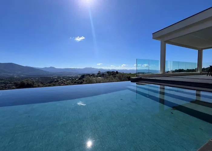 De Aux Portes D'ajaccio *