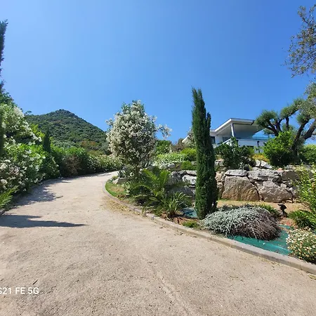 ヴィラ De Aux Portes D'ajaccio