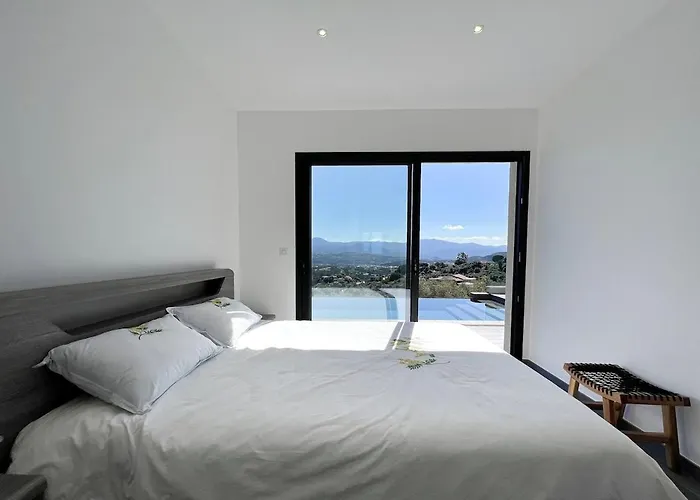 De Aux Portes D'ajaccio Vila