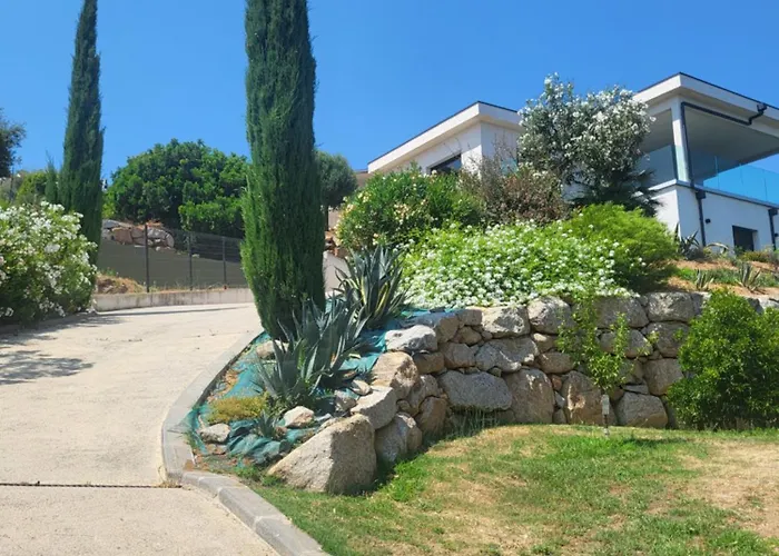 De Aux Portes D'ajaccio Vila *