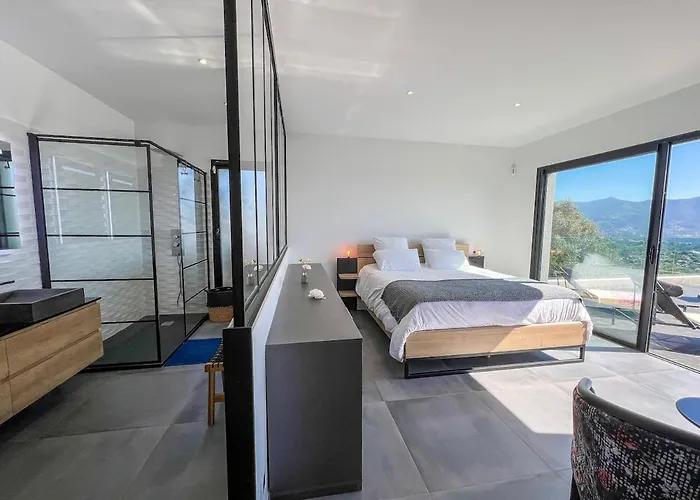 De Aux Portes D'ajaccio Alata